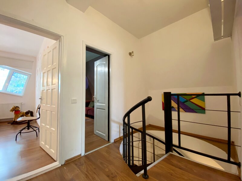 Baneasa, str. Trifesti, casa design unic, 3 camere,